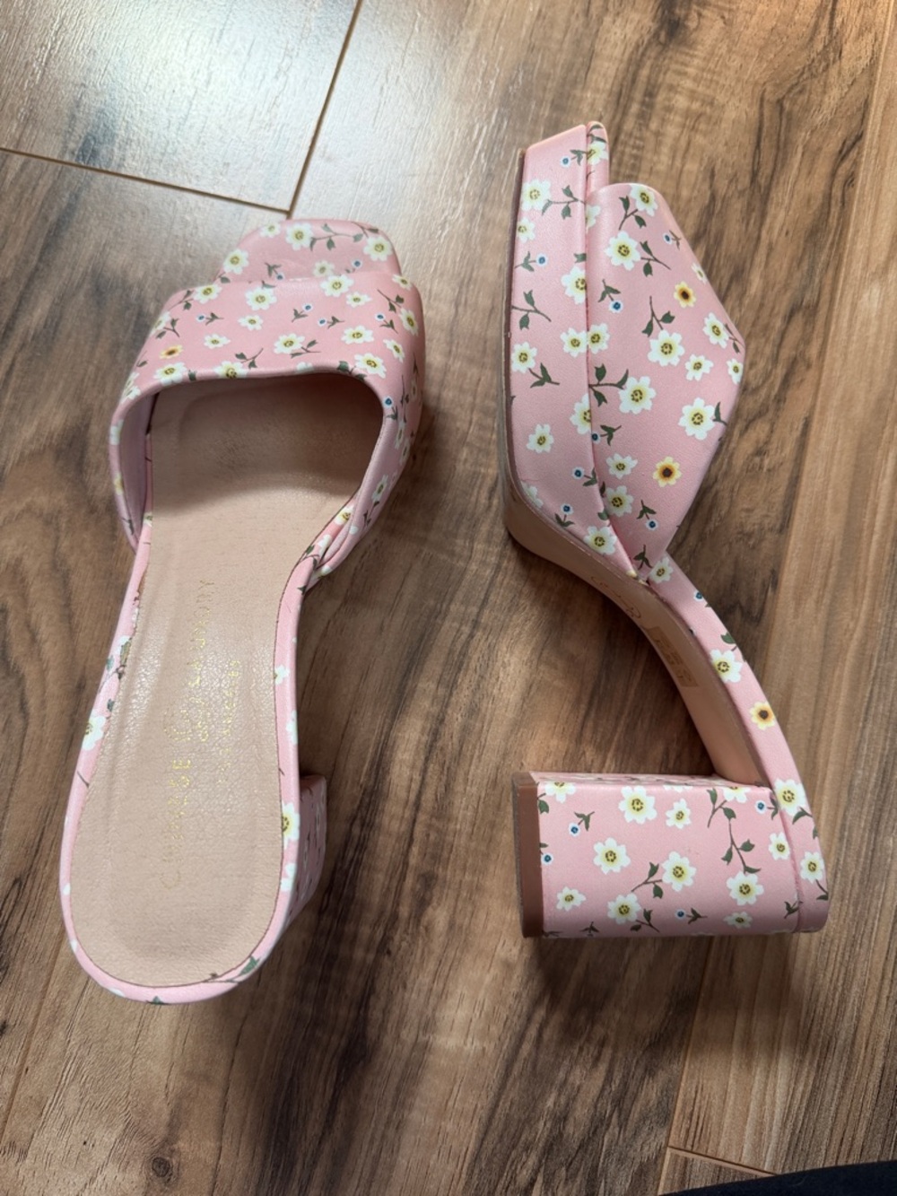 Chinese Laundry Pink Floral Block Heel Mules